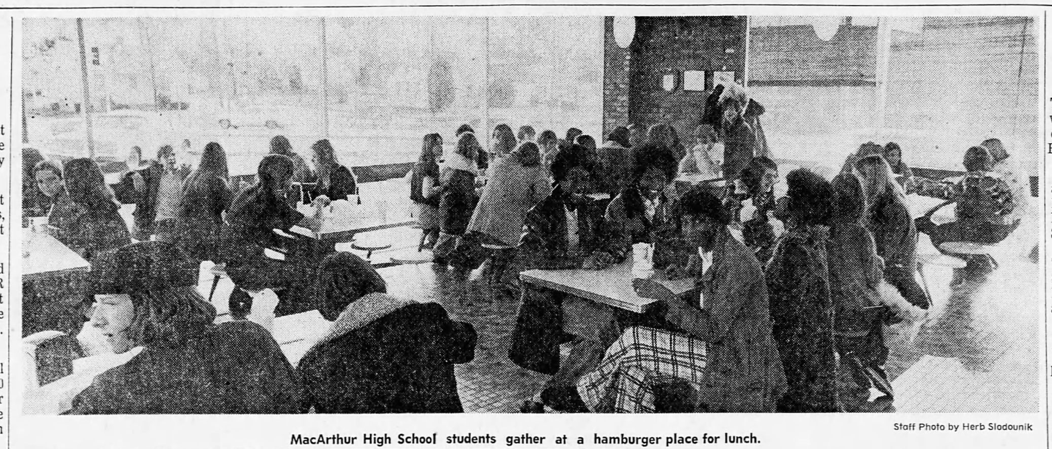MacArthur High School students